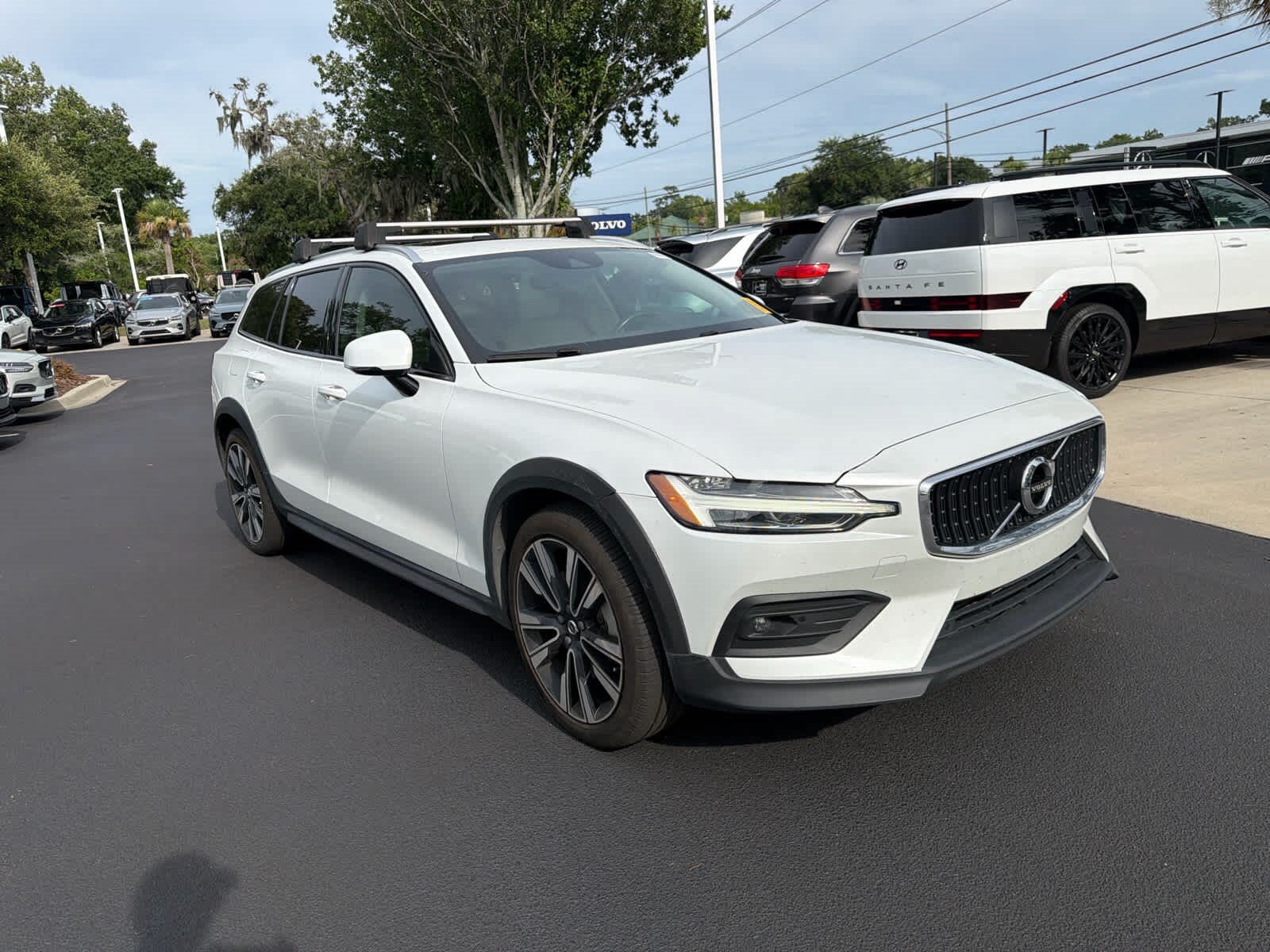 volvo v60 cross country 2021 YV4102WK9M1075866 image volvo v60 cross country 2021 YV4102WK9M1075866 image